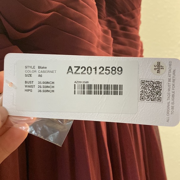 EUC Azazie Blake, Cabernet. Size A6. - Picture 4 of 6